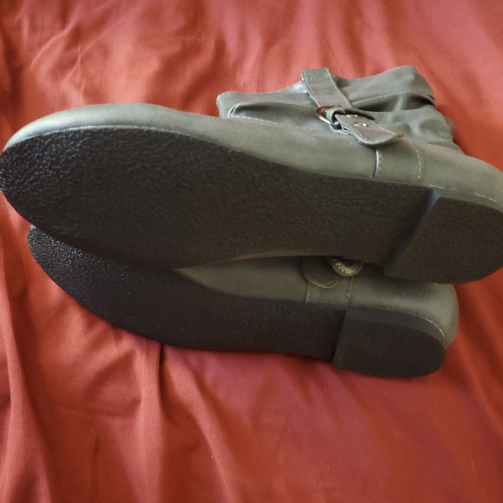 Ankle boots - Picture 2 of 3